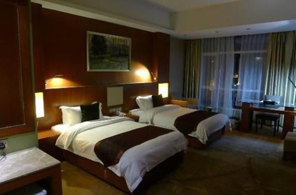 Meritz Hotel 12/70