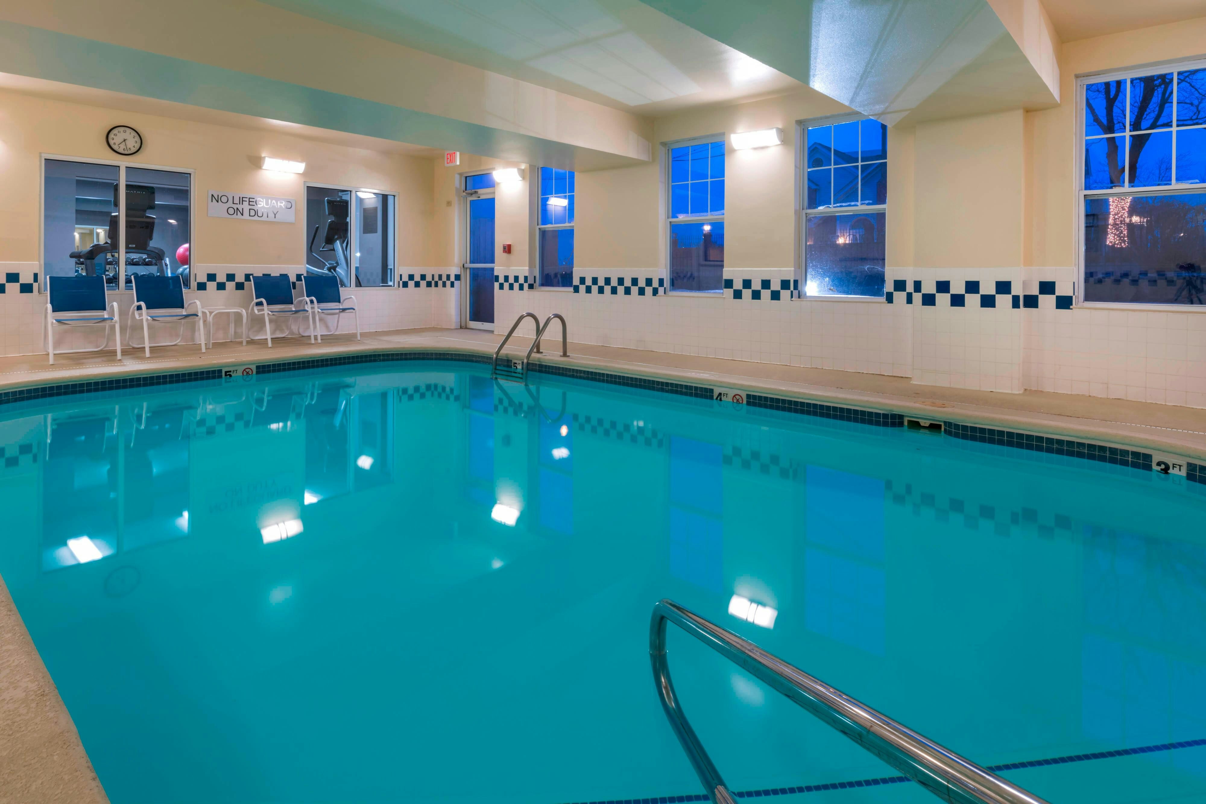 Fairfield Inn Kansas City Downtown Union Hill By Marriott 22/40