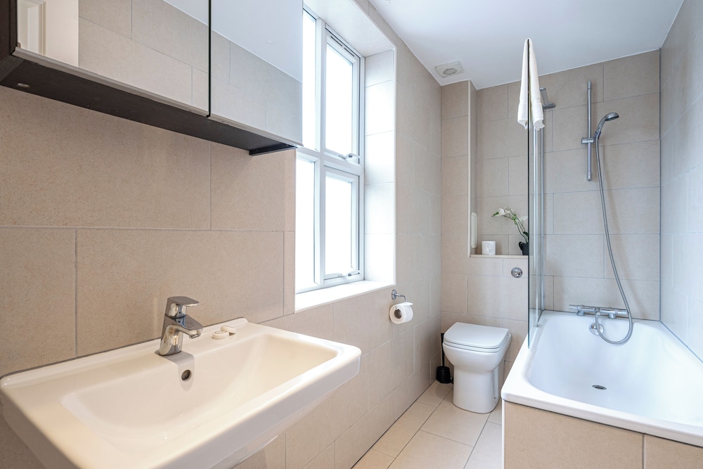 City Centre Apartments London 30/35