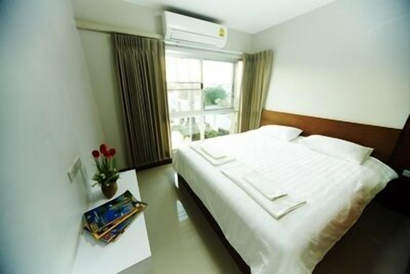 SUITE, BALCONY
