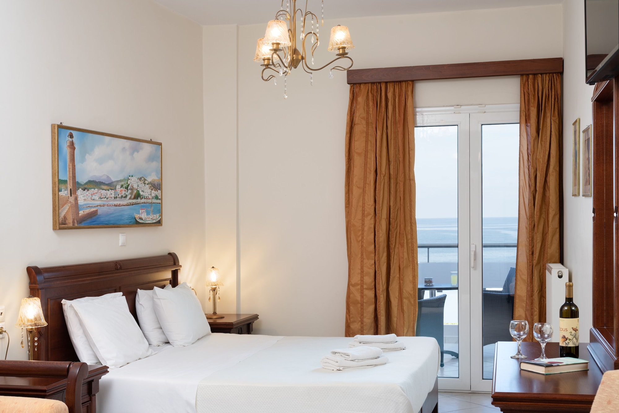 Studio, Sea View