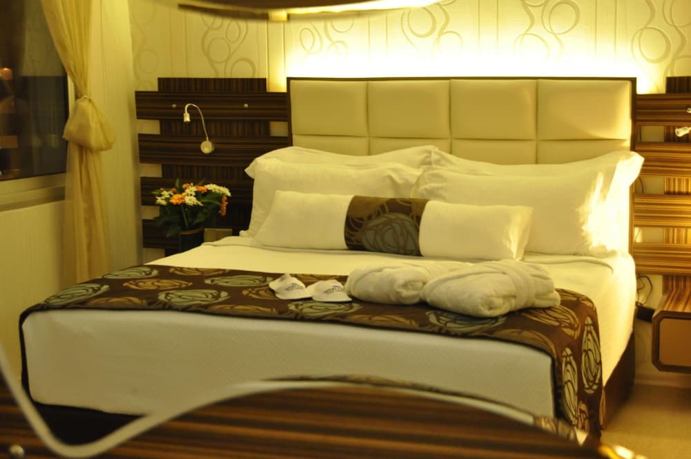 Orty Airport Hotel 13/63