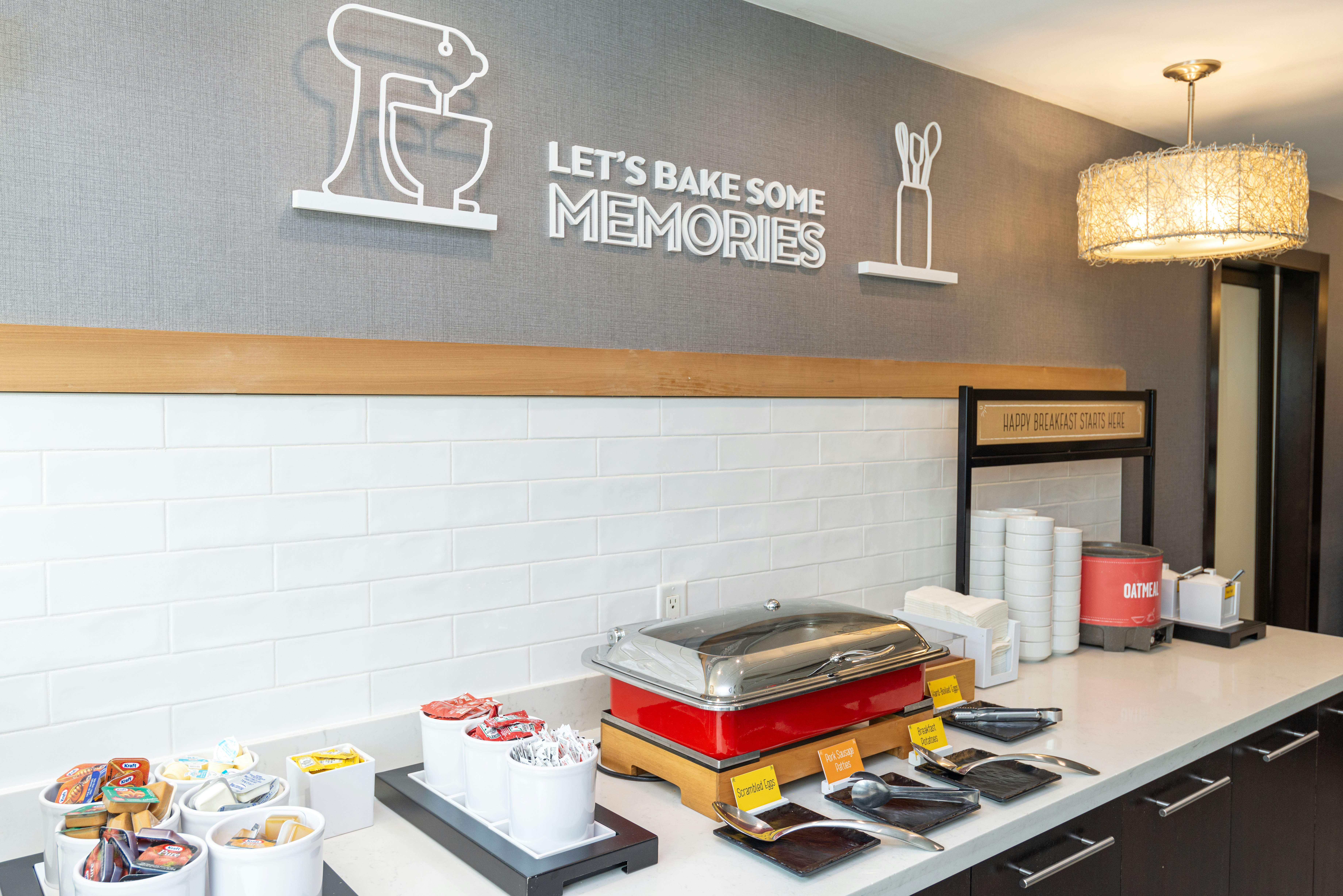 Lobby at Hampton Inn & Suites by Hilton Vancouver-Downtown, VANCOUVER - BRITISH COLUMBIA