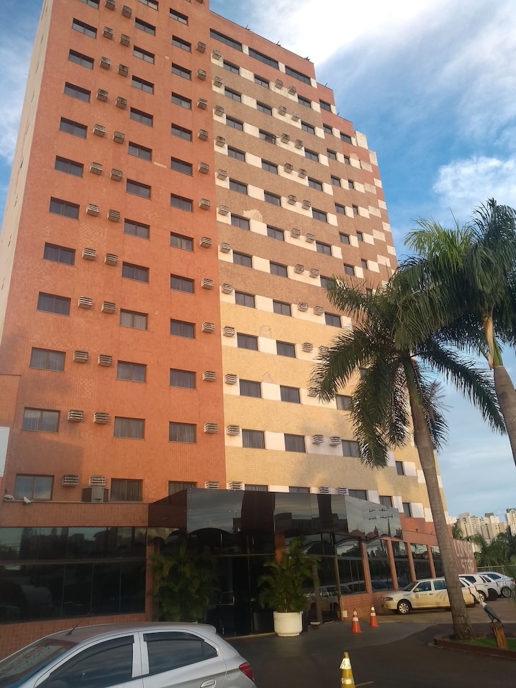 HOTEL LONDRISTAR