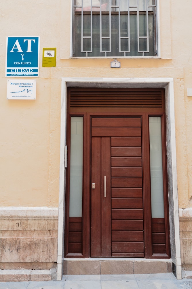 Apartamentos Marques De Guadiaro 1 1/51