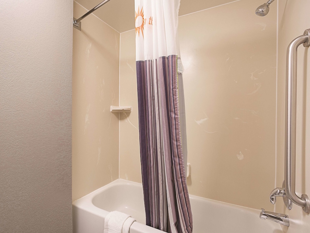 La Quinta Inn Fresno Yosemite 6/43