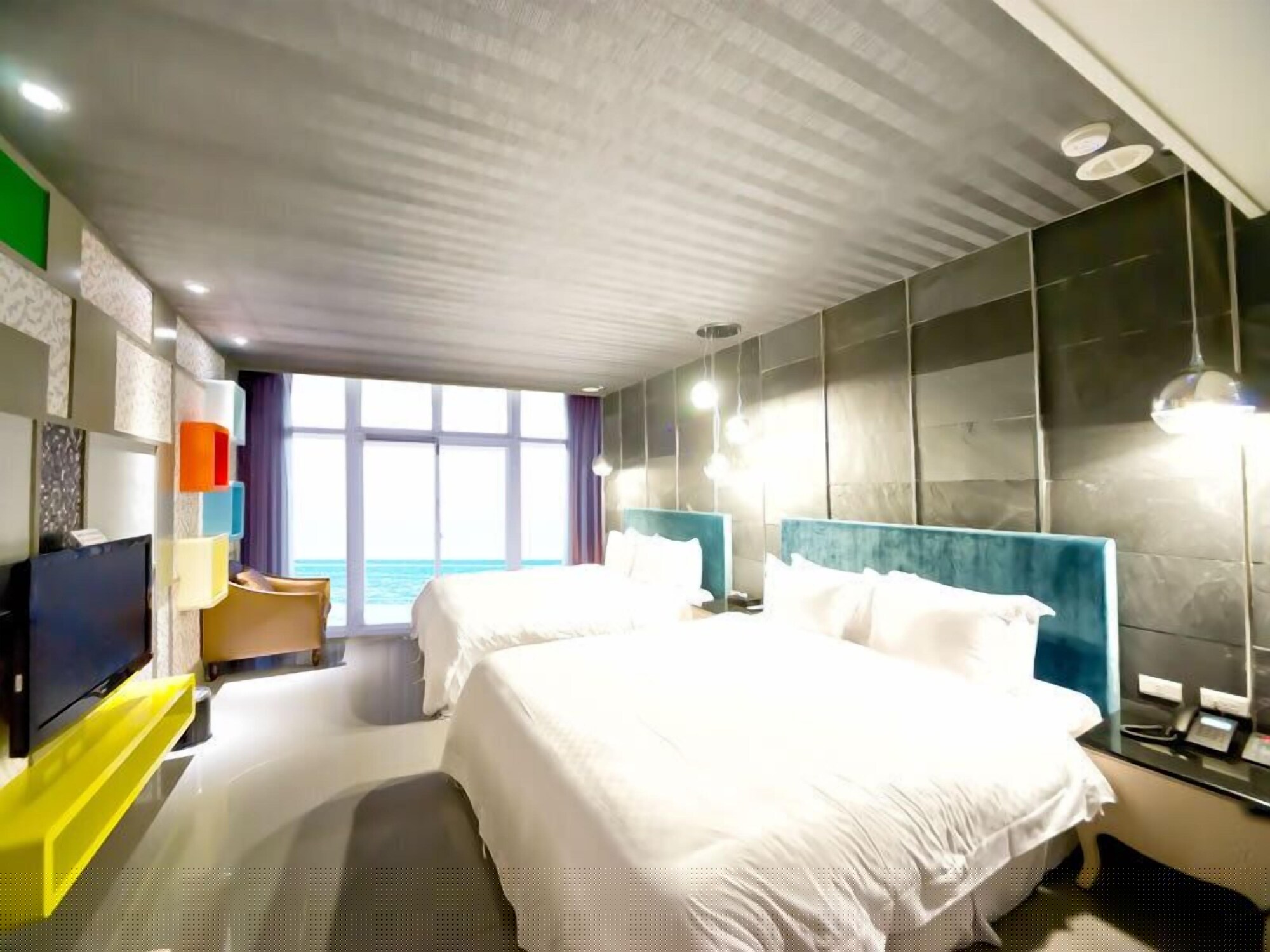 LUXURY, MULTIPLE BEDS, BEACH VIEW