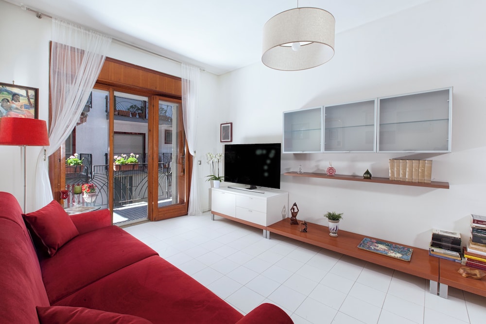 YourHome - Parco Sereno Apartment 6/7