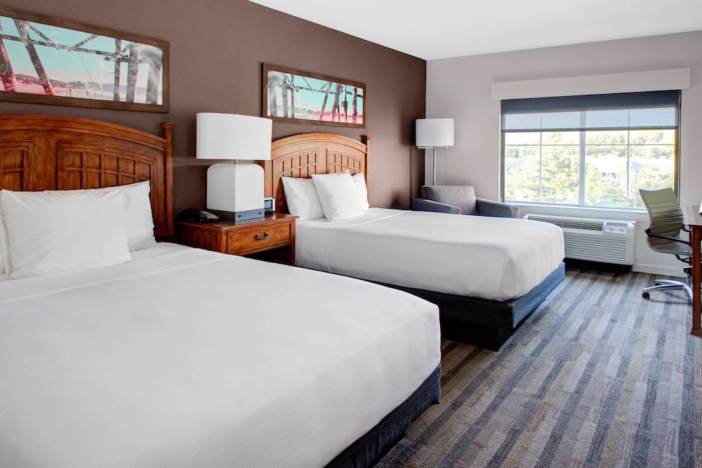 Hyatt House Fishkill Poughkeepsie 8/64