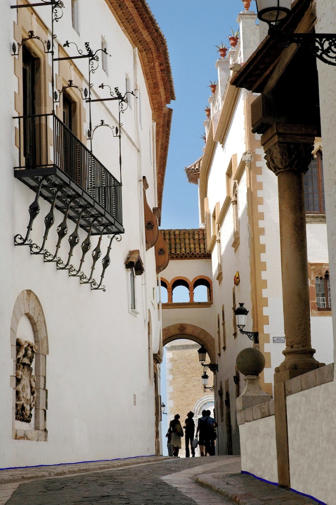 MiM Sitges member of Melia Collection 60/68