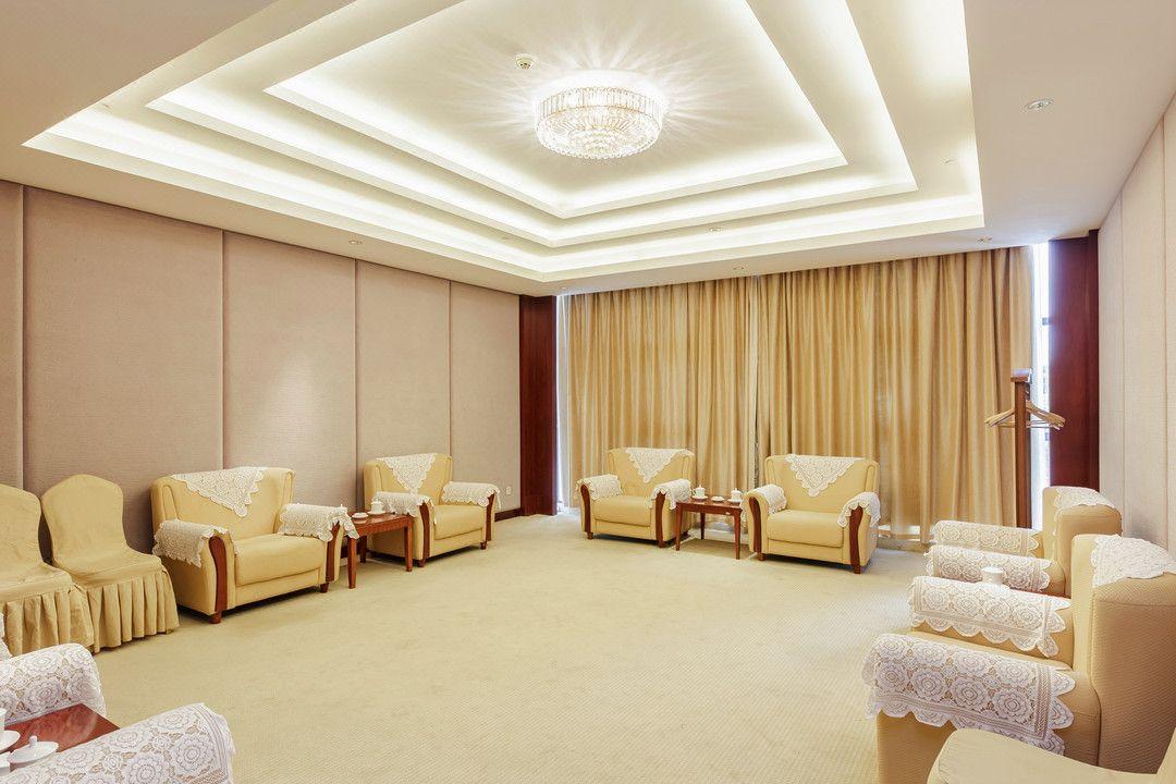 Ji'an Hotel 36/51
