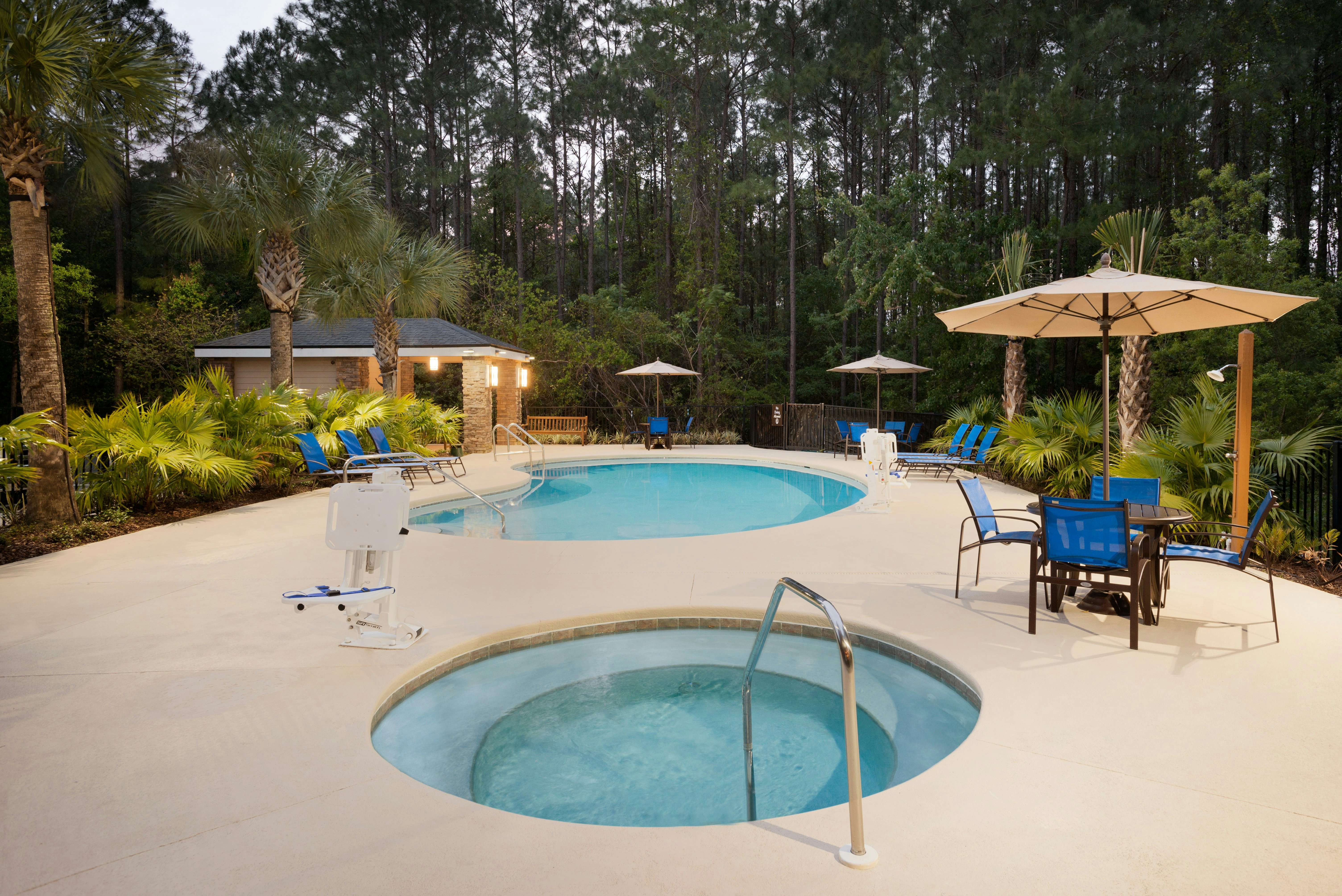Homewood Suites By Hilton Jacksonville Deerwood Park 32/34