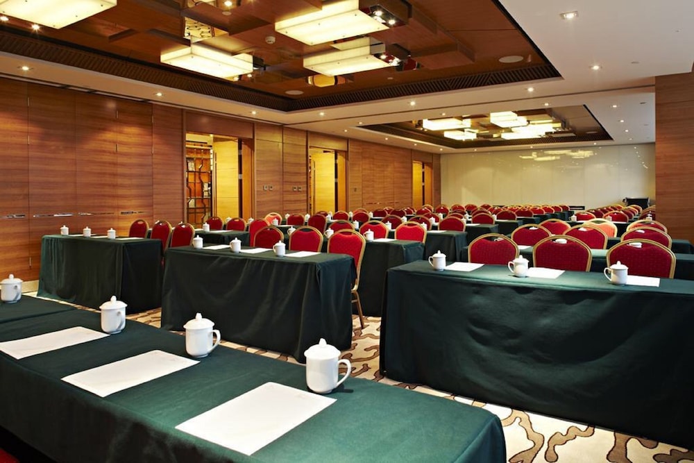 Kuntai Hotel Beijing 28/34