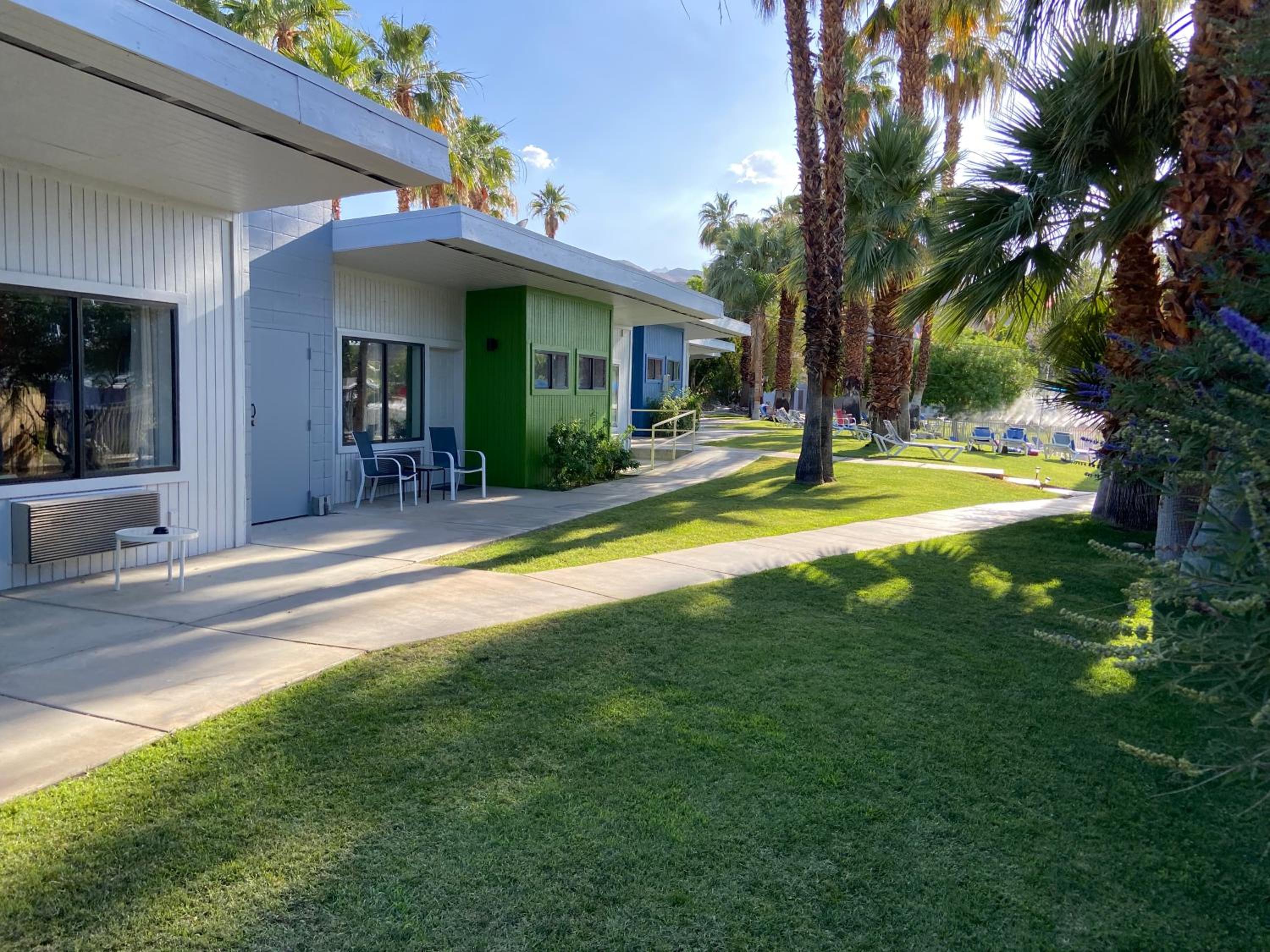 CCBC Resort Hotel - A Gay Men's Resort 19/26