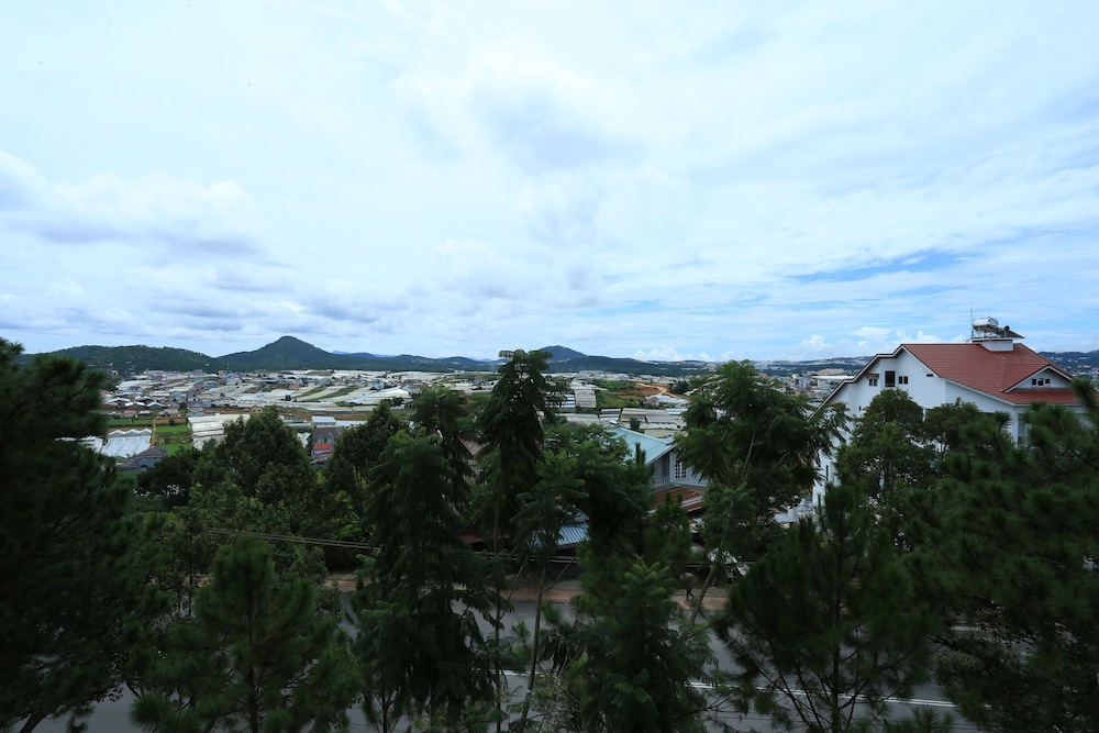 Ky Hoa Da Lat Hotel 45/49