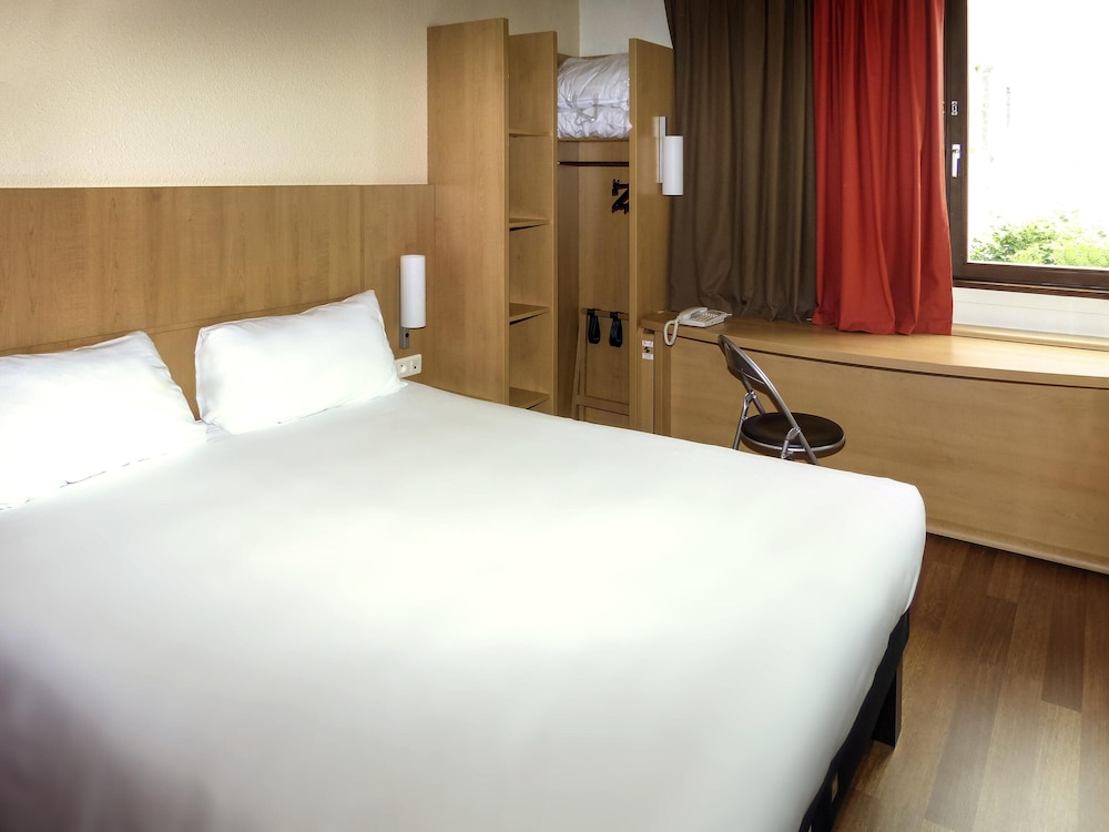 Ibis Perigueux Centre 14/45