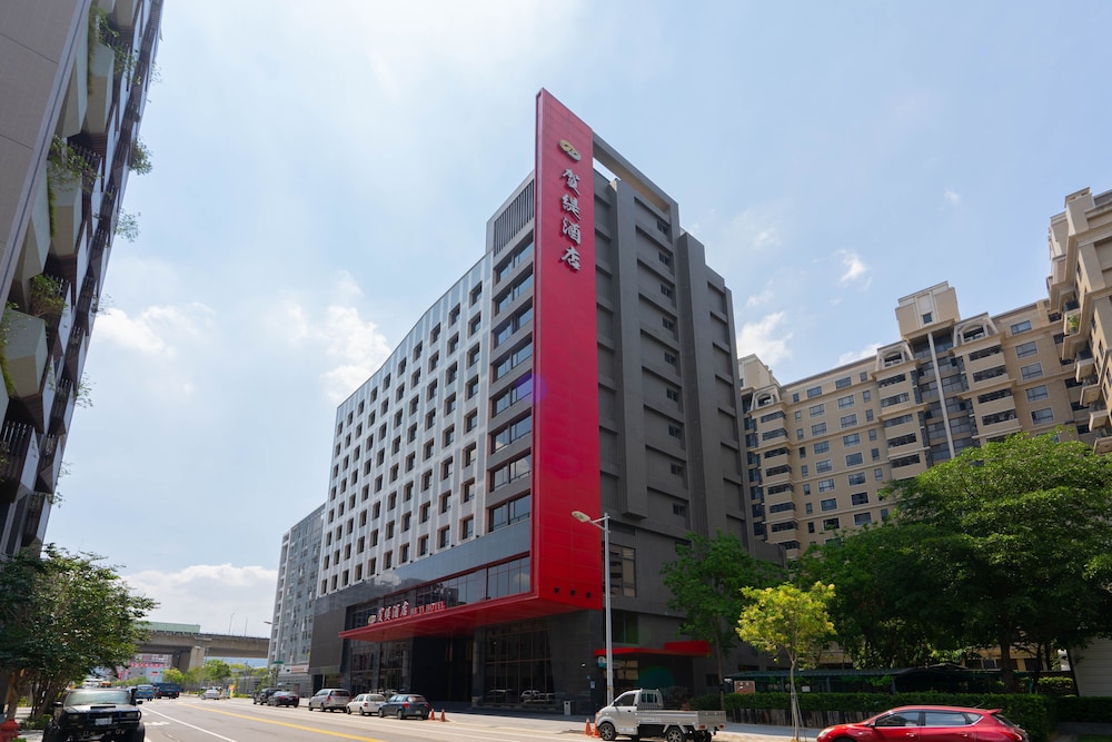 He Ti Hotel 4/50