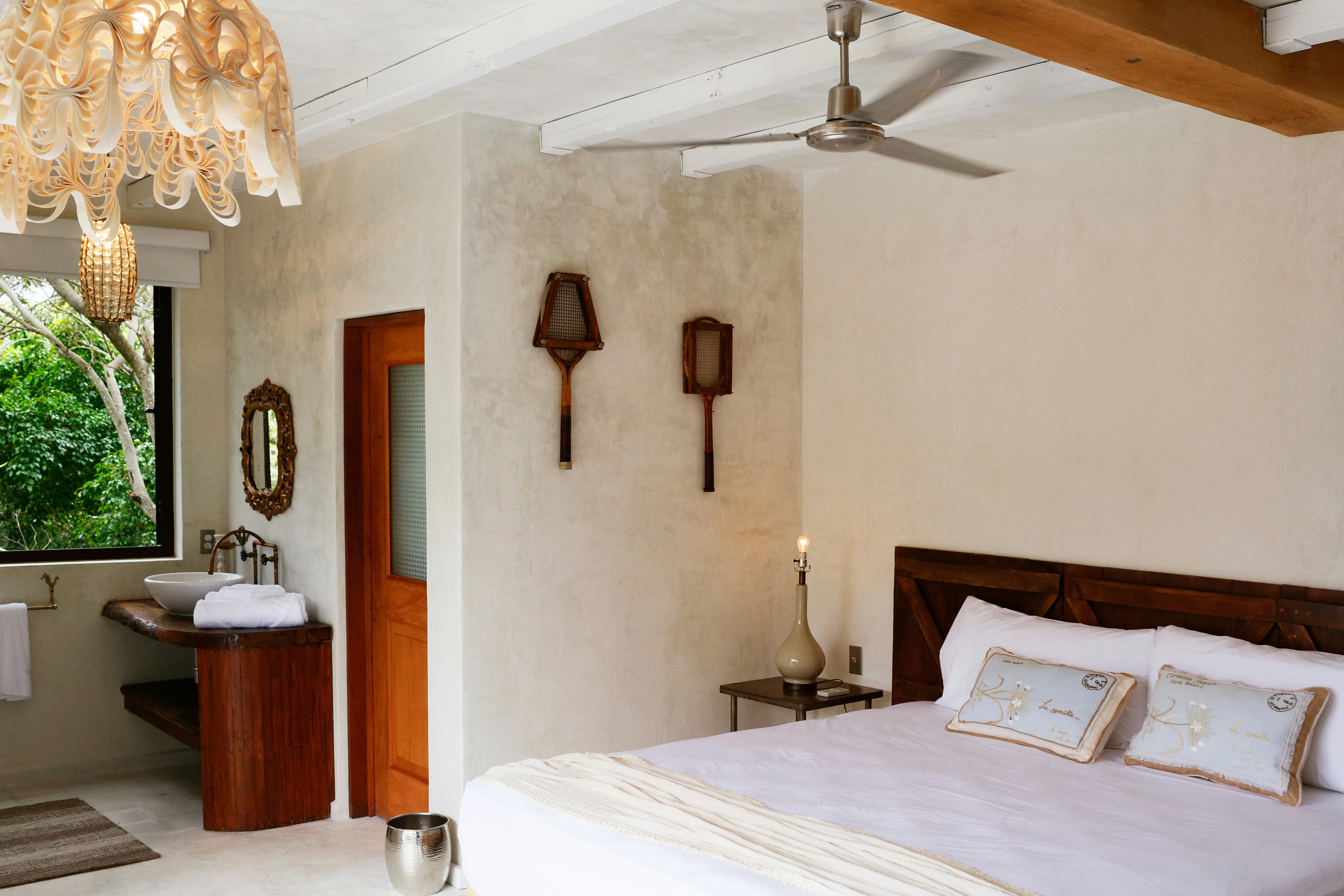 Hotel La Semilla 8/25