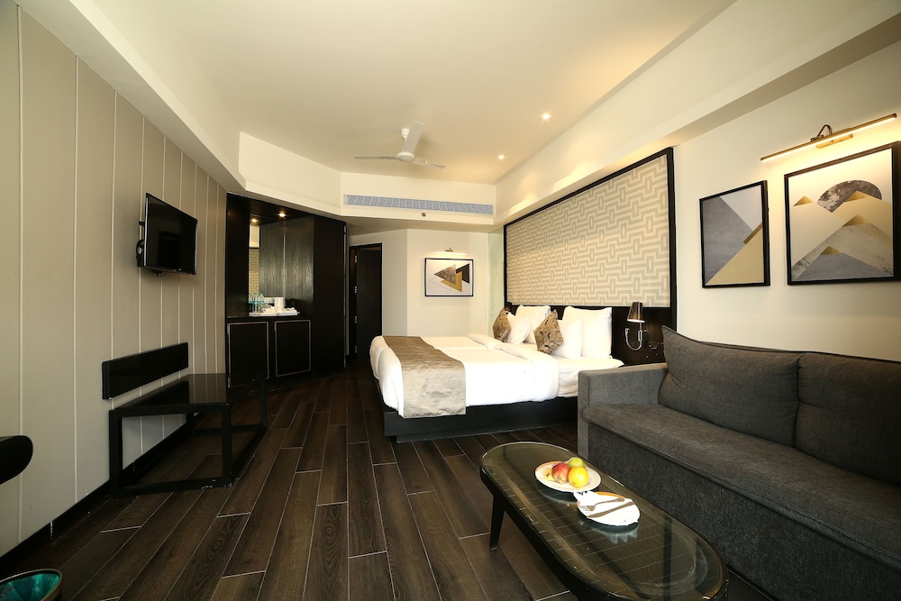 Lagoona Resort 36/78