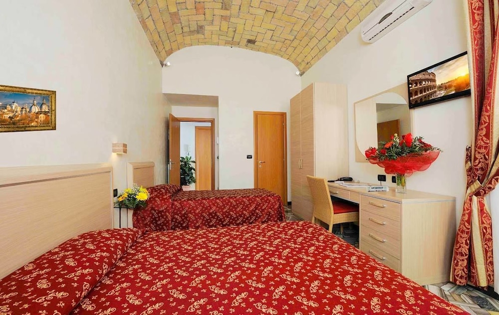 Hotel Campidoglio 14/51