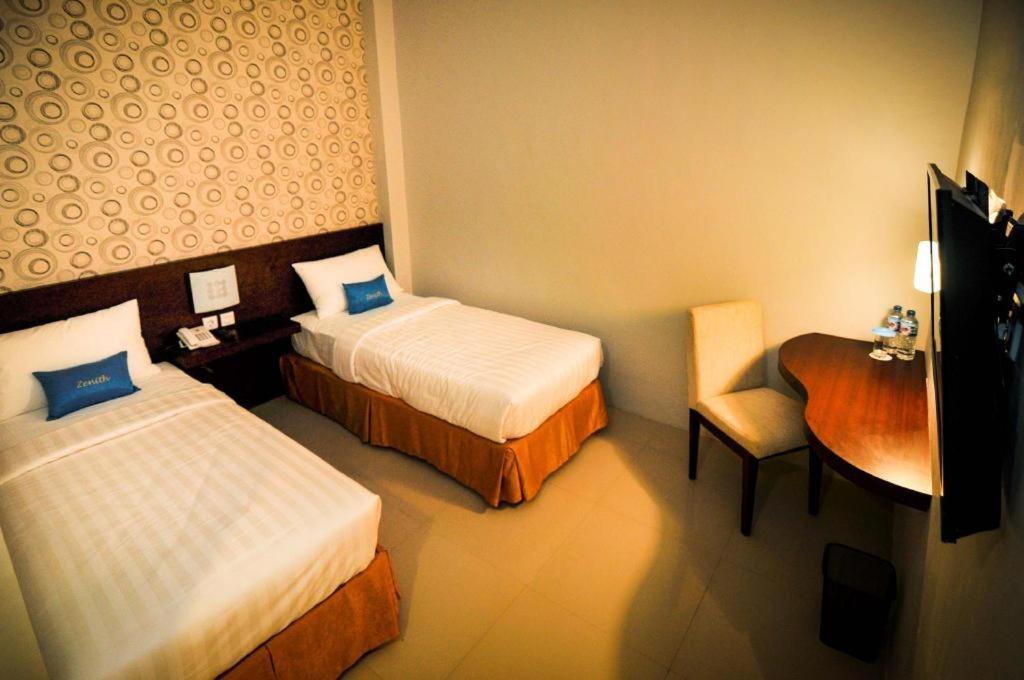 Zenith Hotel Kendari 16/43