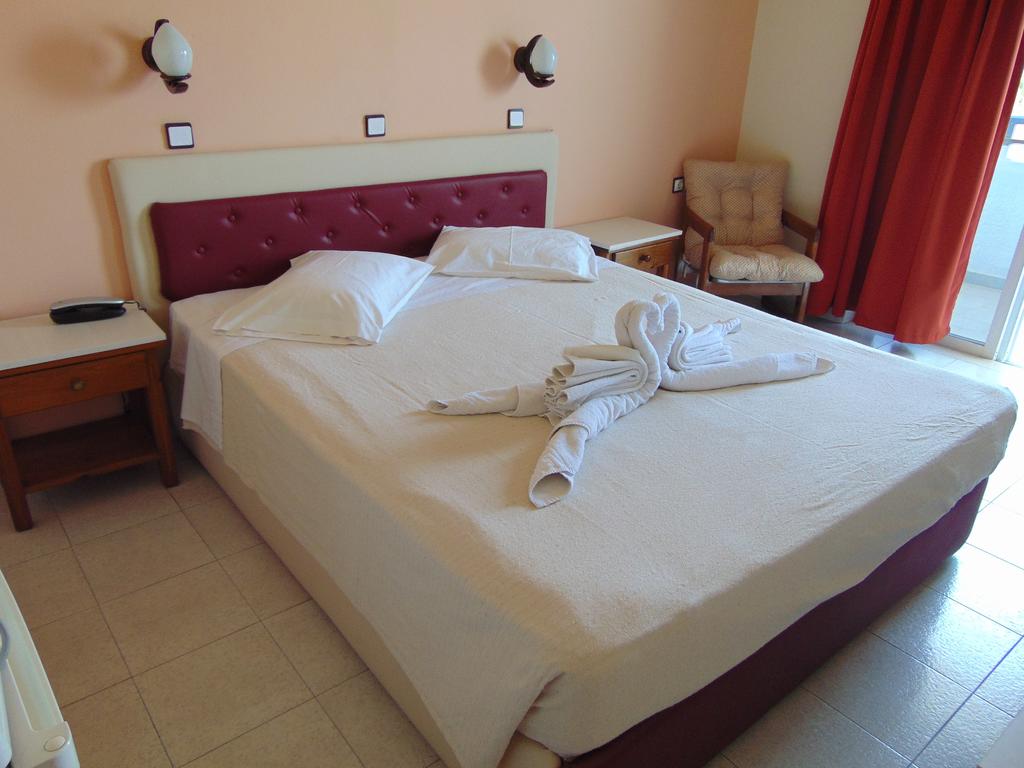 Nirvana Beach Hotel 17/62