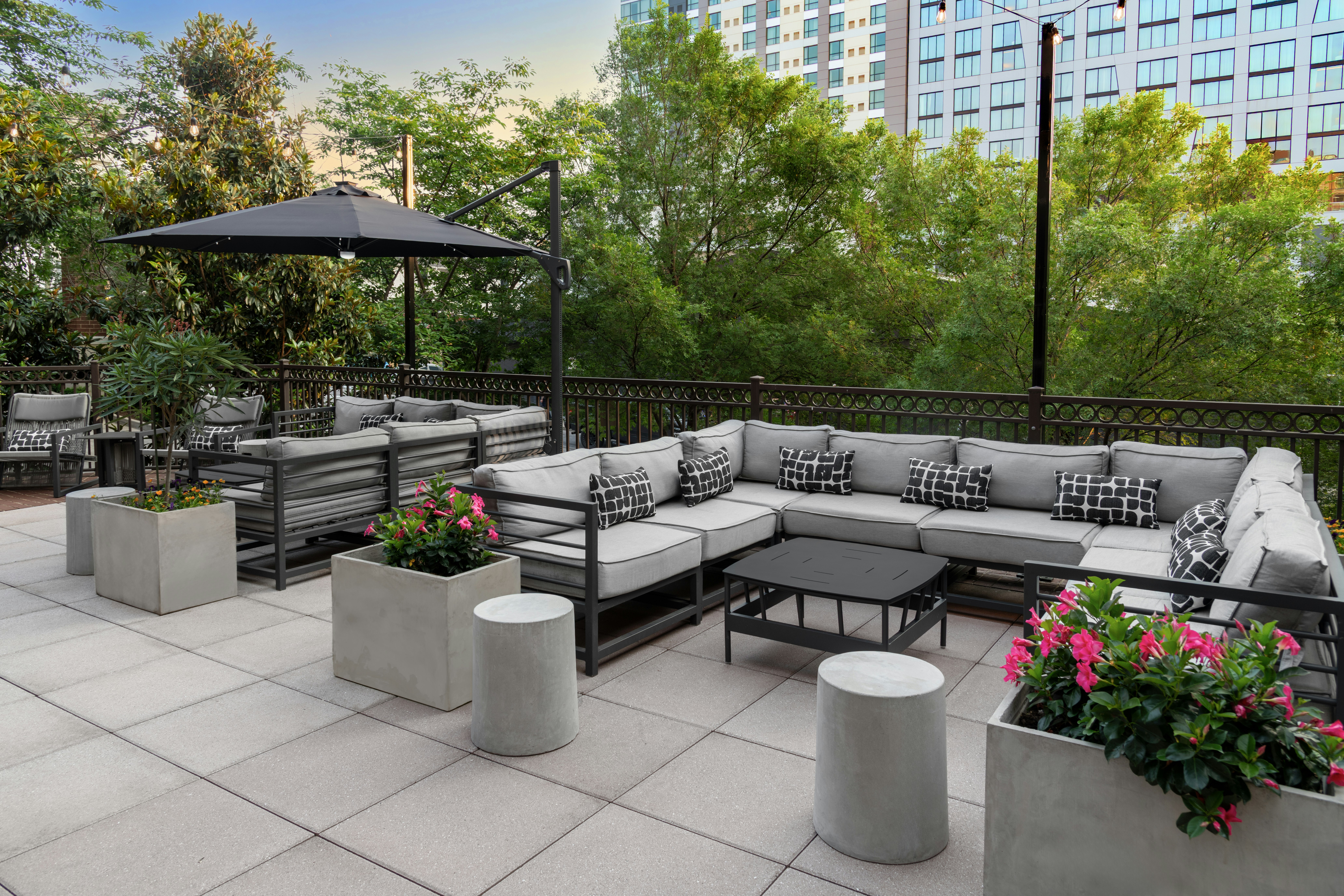 Hilton Garden Inn Nashville Downtown/Convention Center 37/68