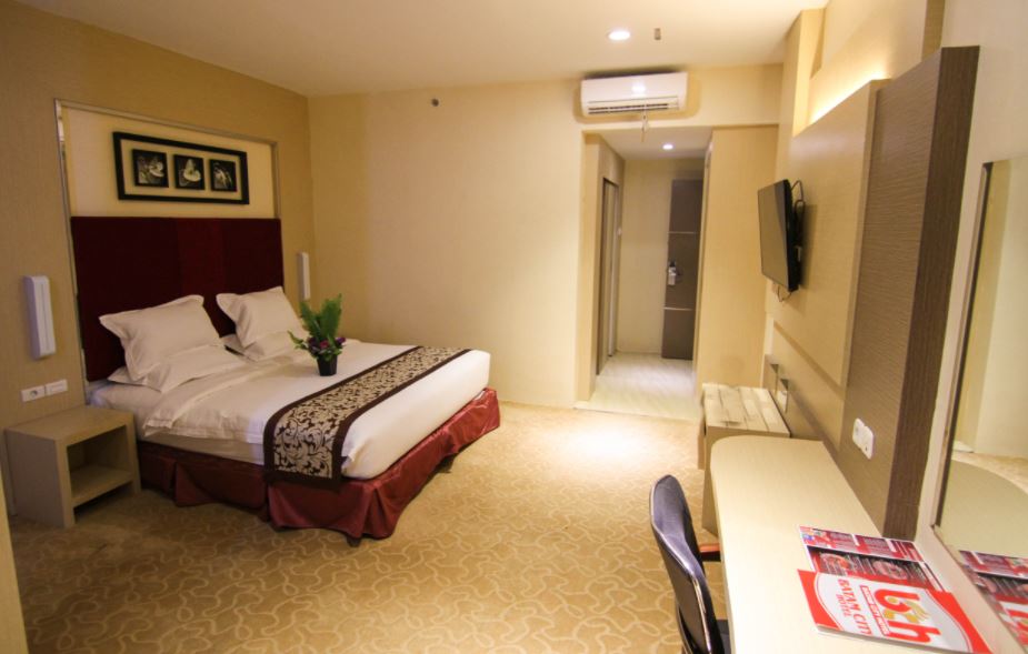 Executive, Double or Twin Bed