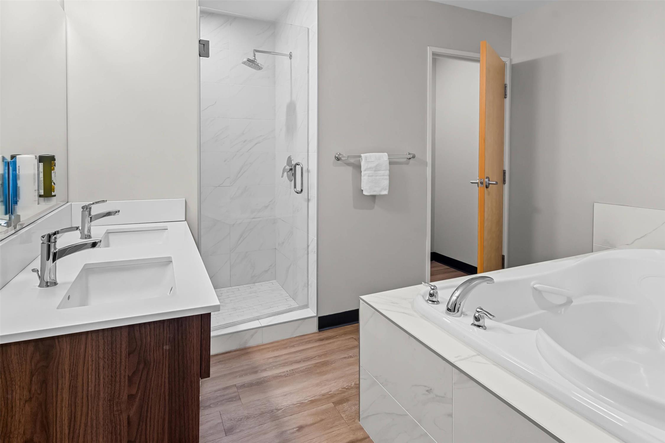 Park Inn by Radisson, Kelowna 40/40