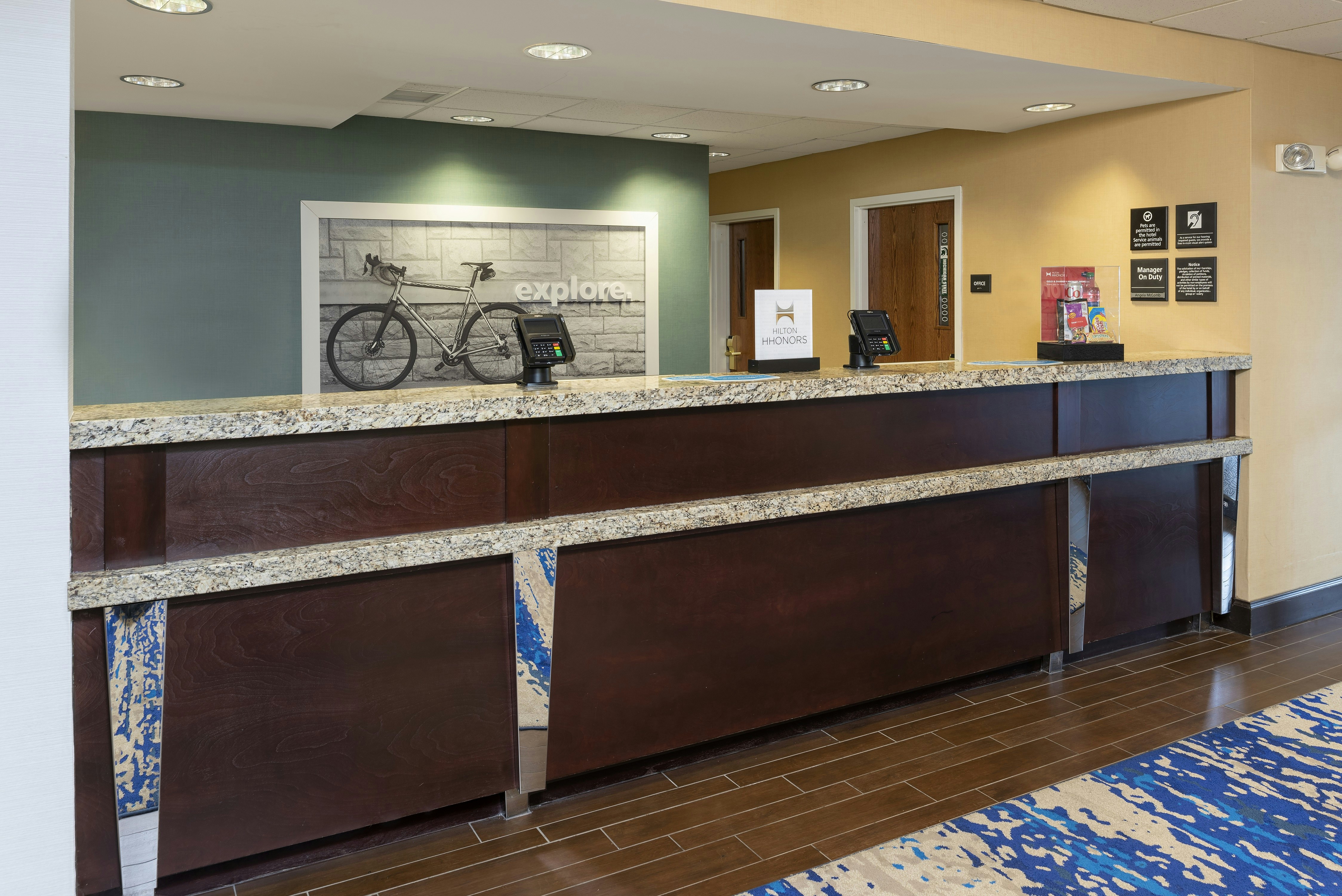 Hampton Inn East Lansing 2/45