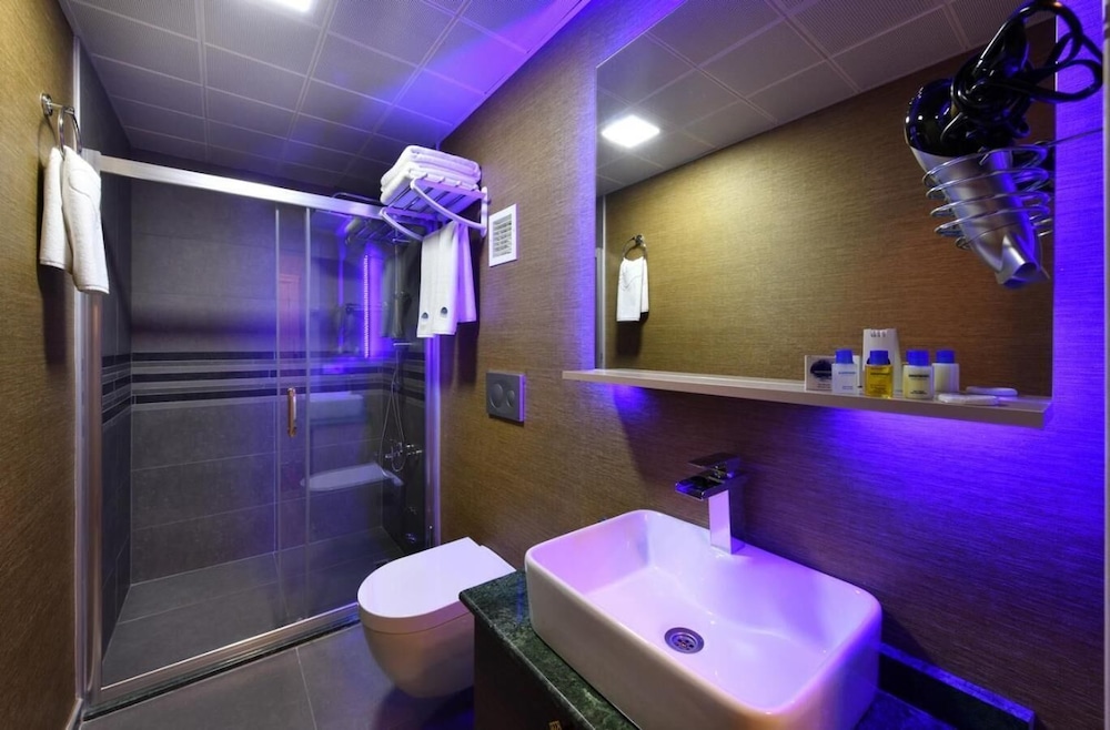 Sea Moon Hotel 45/50