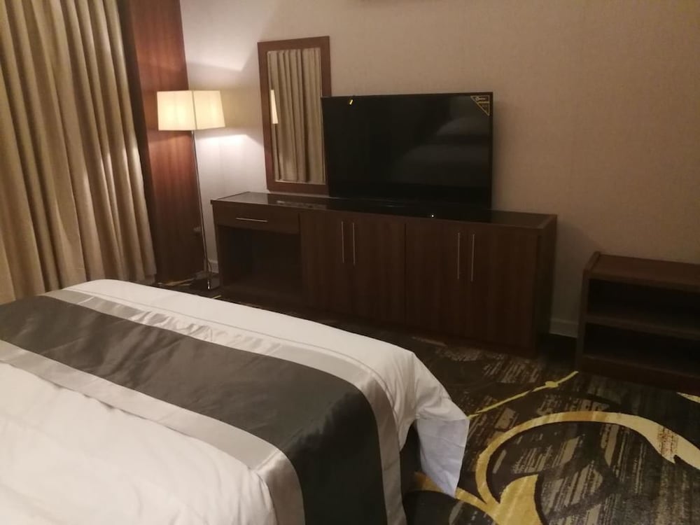 فندق مشارف المدن للأجنحة الفندقية(Msharef Al Moden Suites) 18/55