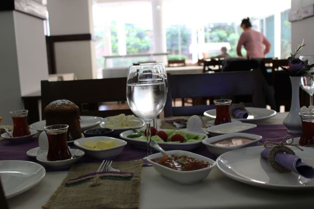 ADJARA BUTIK HOTEL 41/50