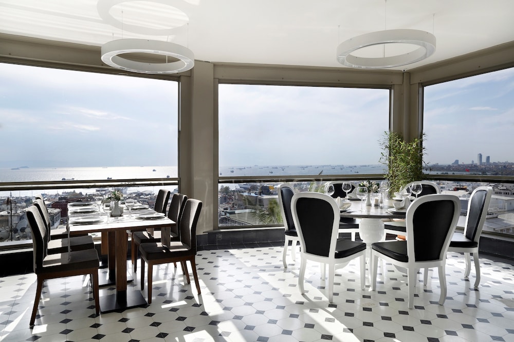 Darkhill Hotel Istanbul 49/55