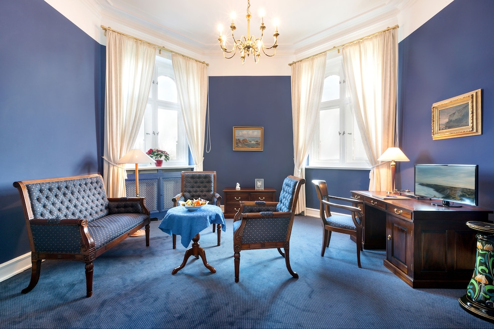 Schlosshotel Ralswiek 26/50