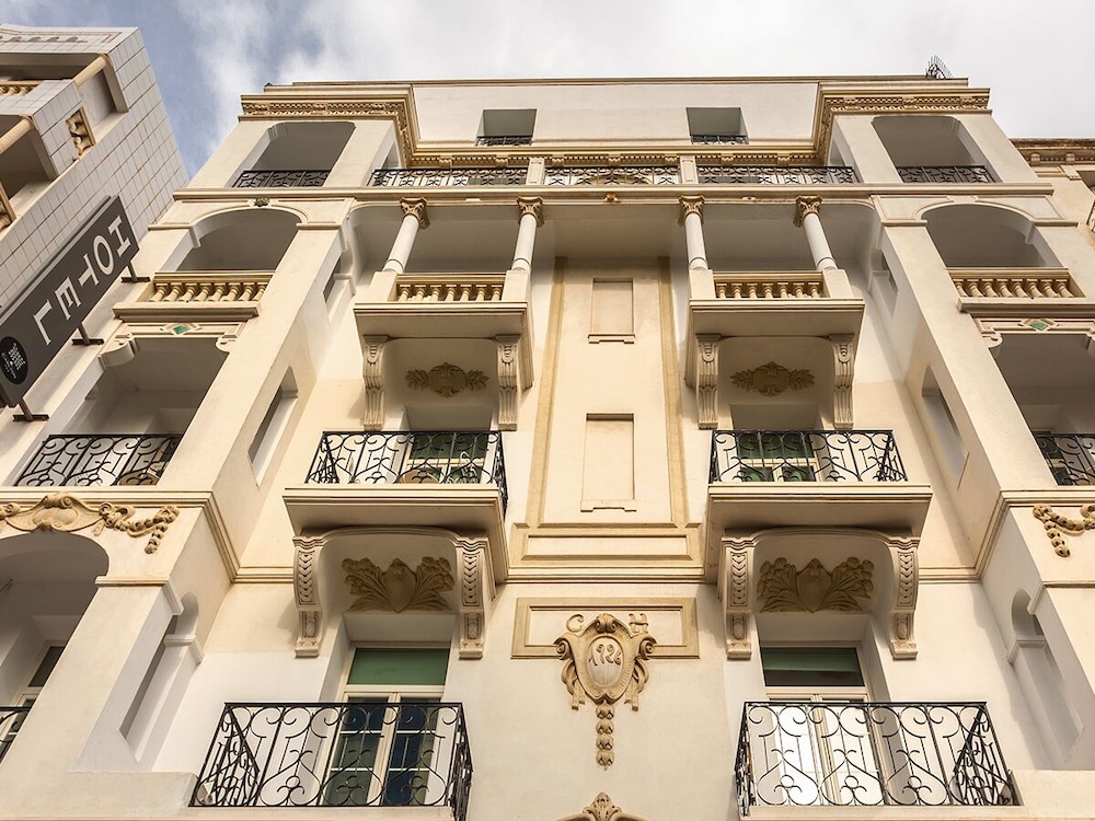 Carlton in TUNIS