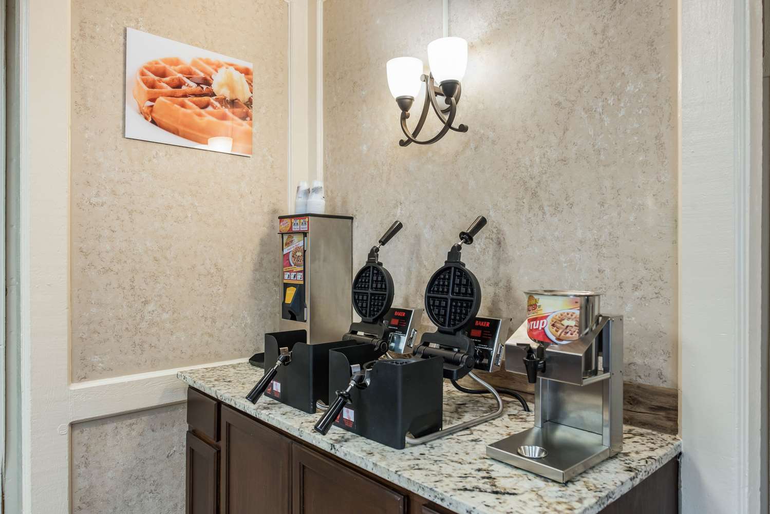 Quality Inn & Suites Albert Lea, MN 4/17