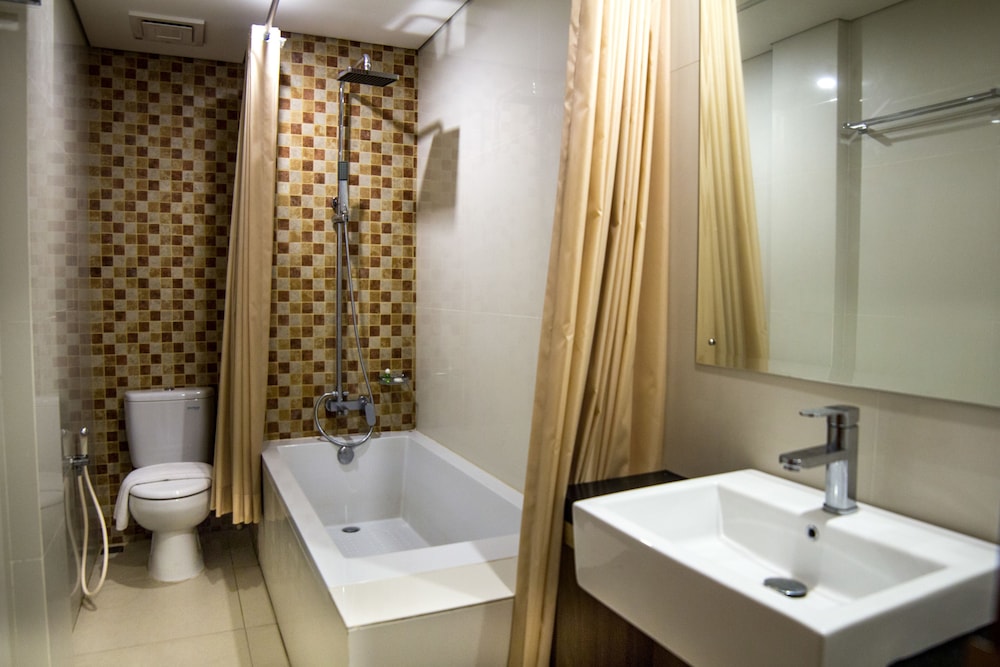 Bali Summer Hotel 50/50
