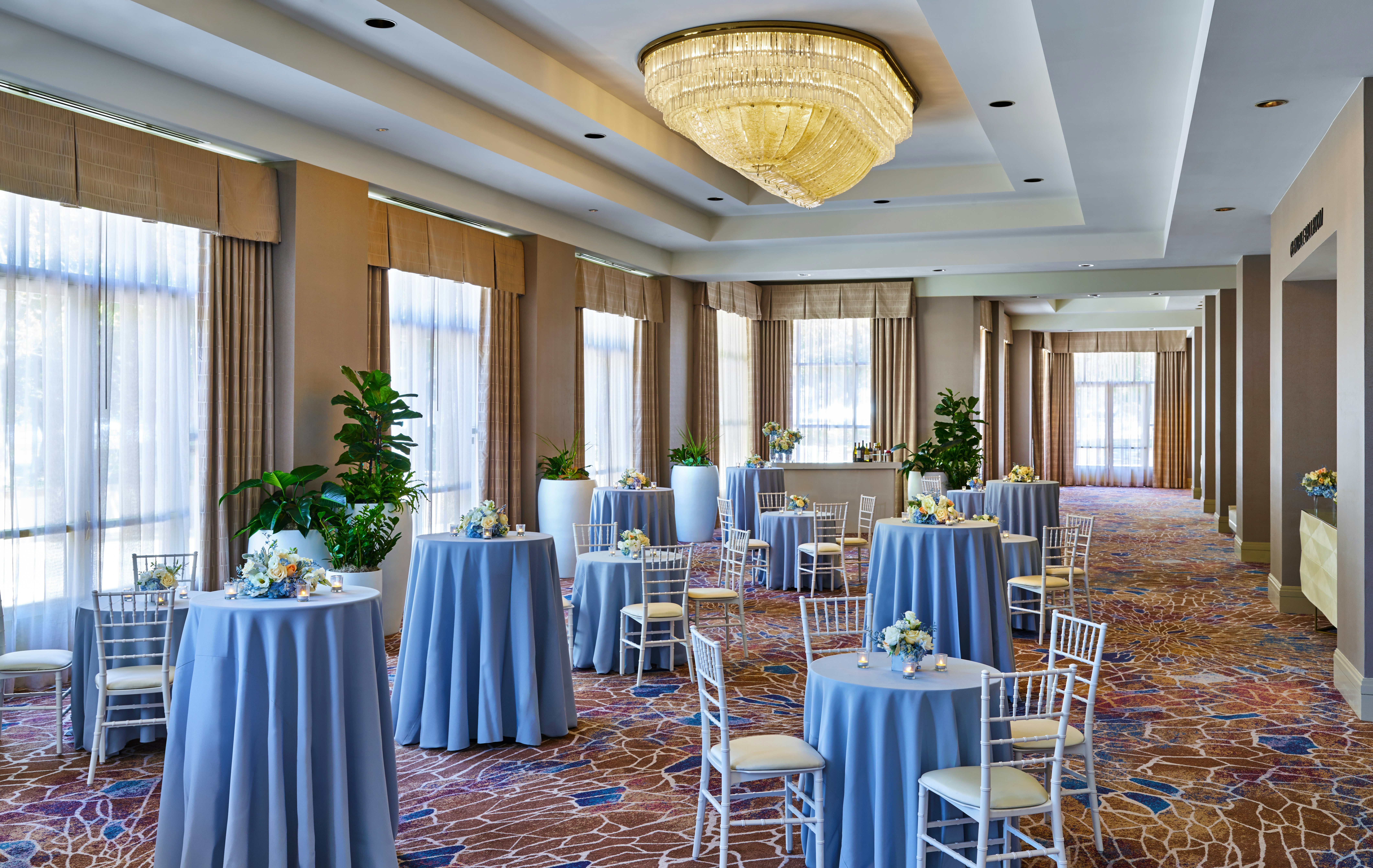 Hilton Los Angeles North/Glendale & Executive Meeting Center 14/35