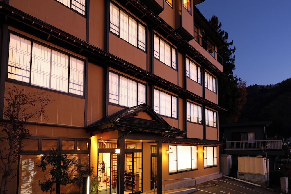 Hotel Asafuji 6/50
