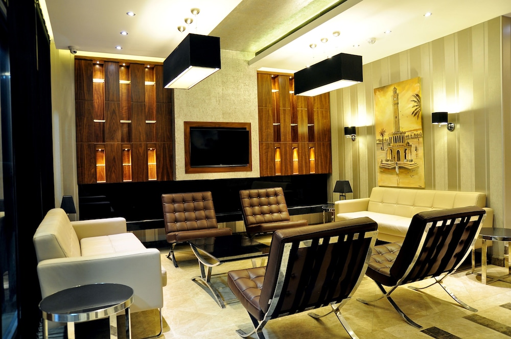 Avin Hotel 11/20