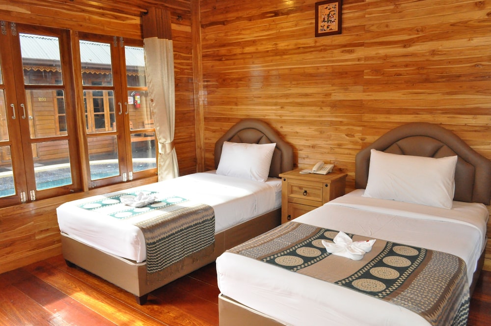 Basaya Beach Hotel And Resort 33/63