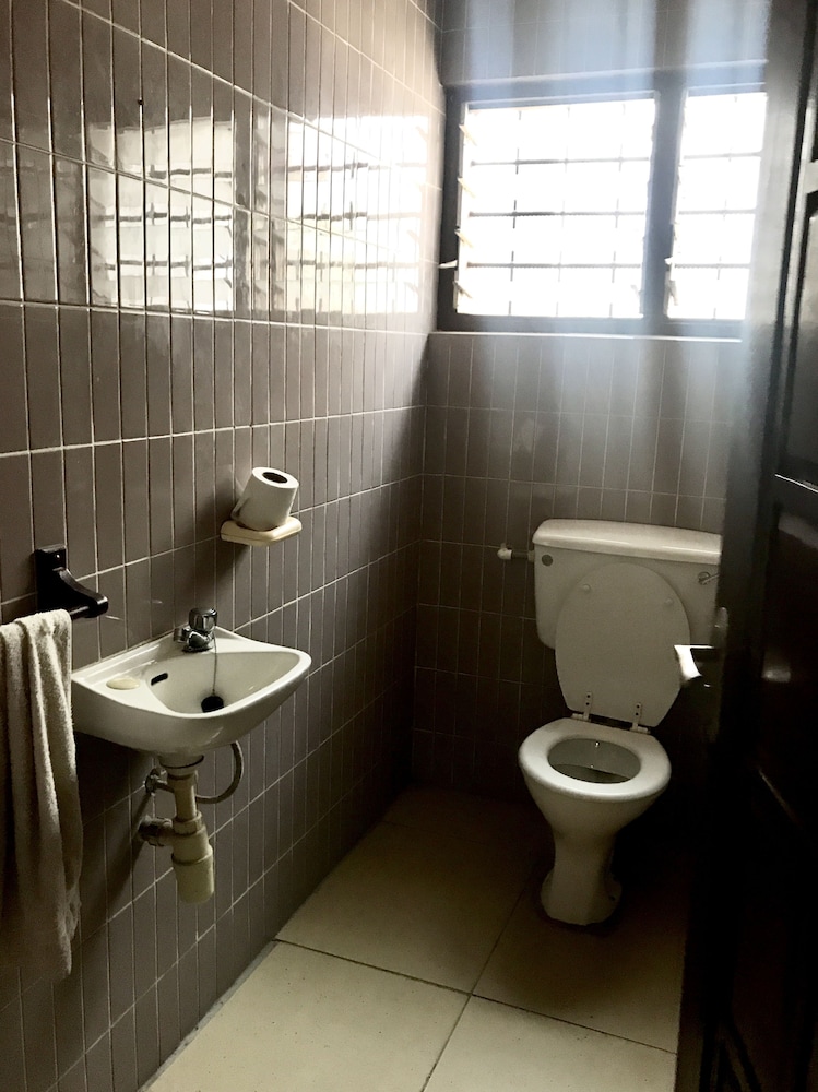 Omanye Lodge 44/50
