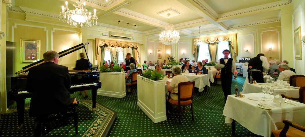 The Belmont Hotel 34/50