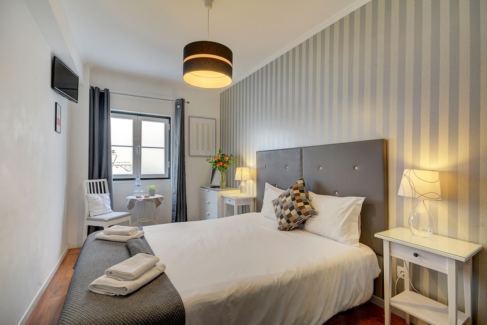 Inn Bairro Alto Bed & Breakfast 27/75