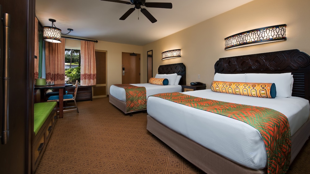 Disneys Caribbean Beach Resort 5/50