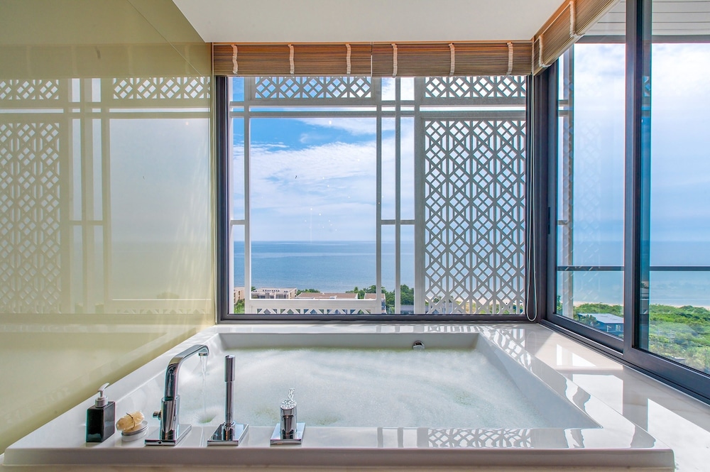 Baba Beach Club Hua Hin Luxury Pool Villa Hotel by Sri Panwa 22/51