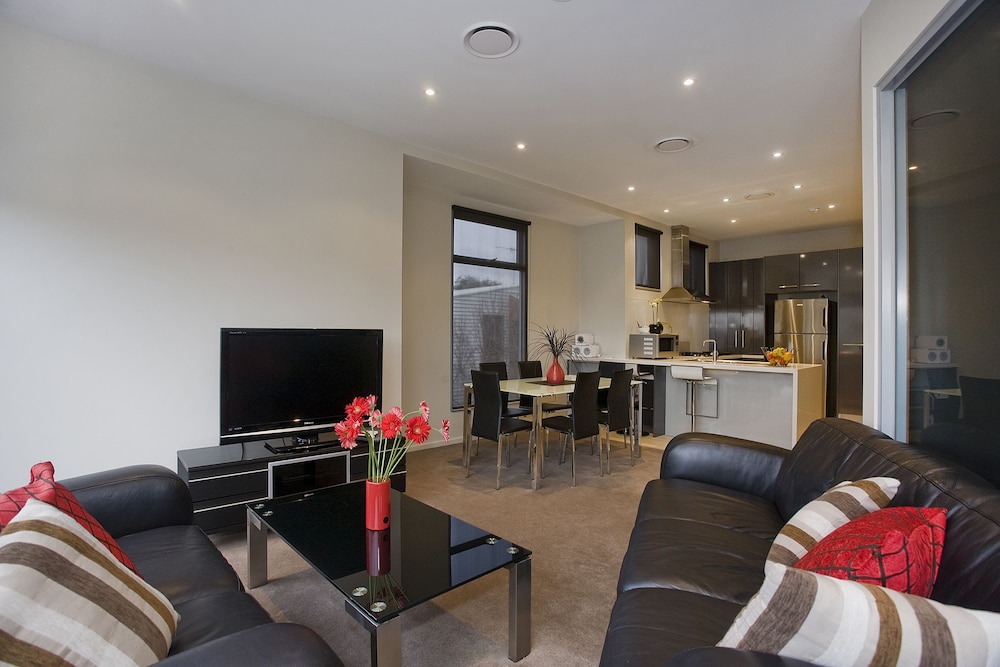 7 Bell Street Apartments 39/50