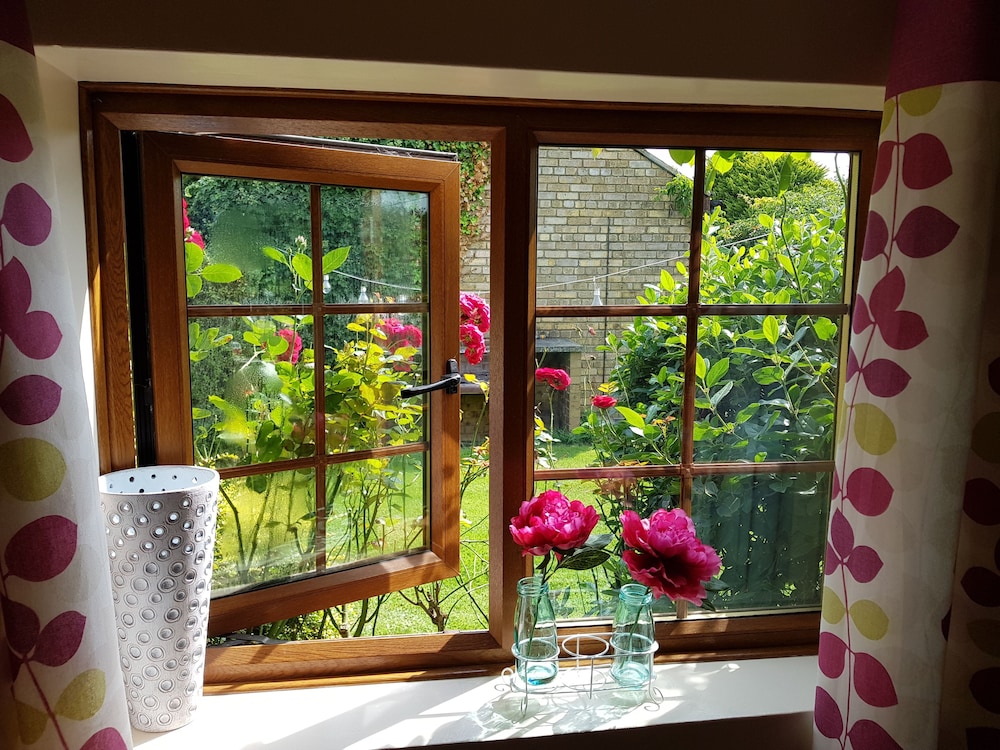 Holiday Cottages At Hawthorn Farm 2/50