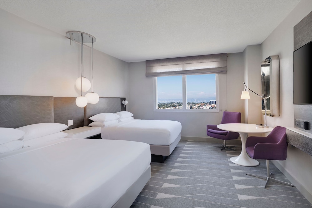Hyatt Regency Los Angeles International Airport 17/46